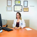 מנהלת היחידה לכירורגיה פלסטית במרכז הרפואי בני ציון ד"ר ראנייה אלחטיב פאהום. צילום: ניר קופלר.